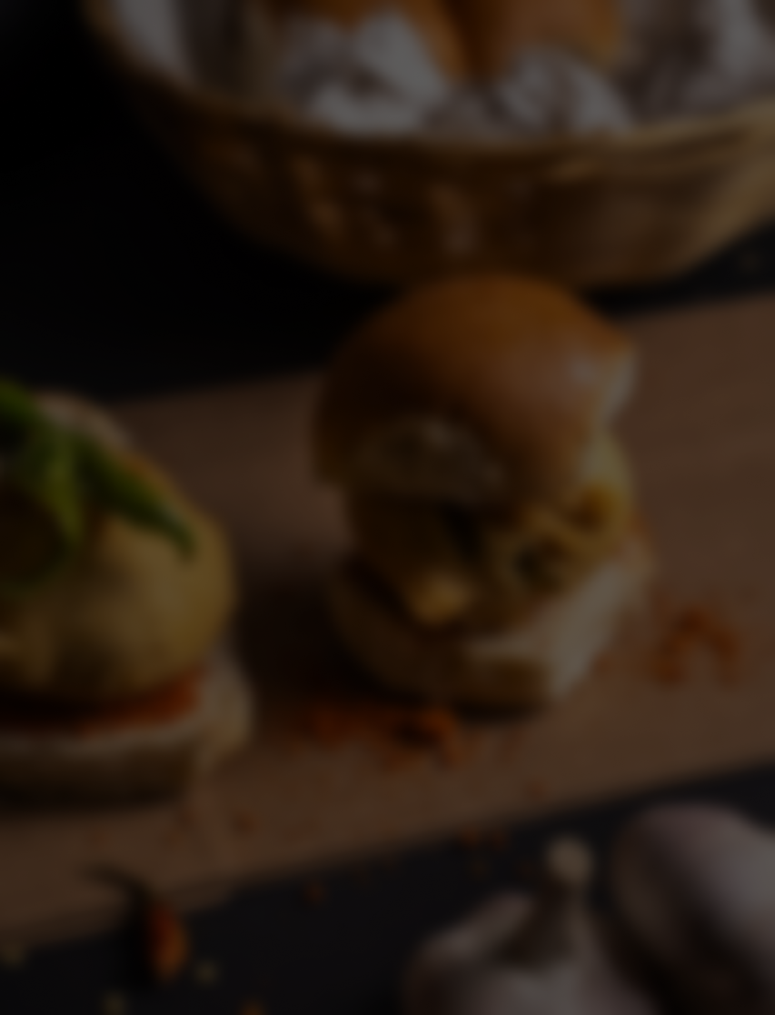 Vadapav Mirchi Logo